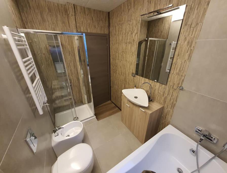 Villa Cristallo Private Apartment Fontanelice Dış mekan fotoğraf